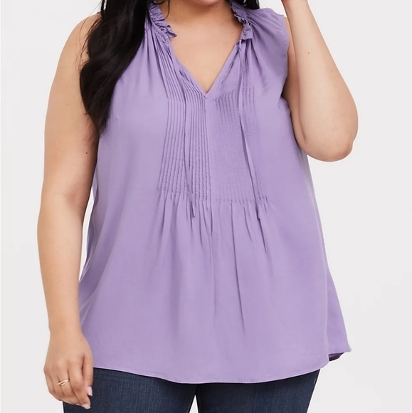Torrid Lavender Challis Pintuck Tank - Picture 1 of 4